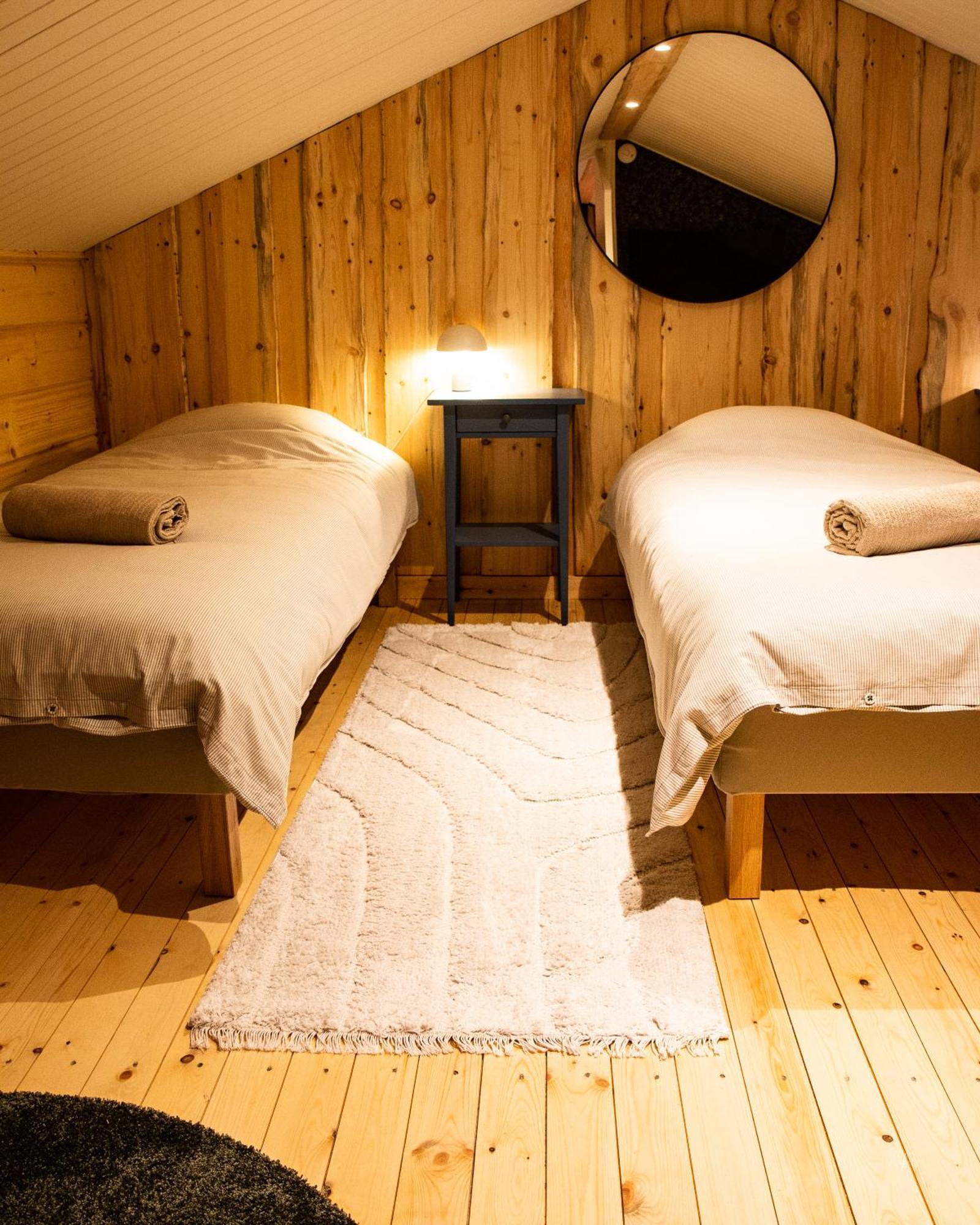 Blueberry Lodge 5 Personnes Mjolan Ngoại thất bức ảnh